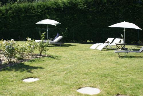 Les Jardins D'Ulysse, The Originals Relais Hotell Cucq Exteriör bild